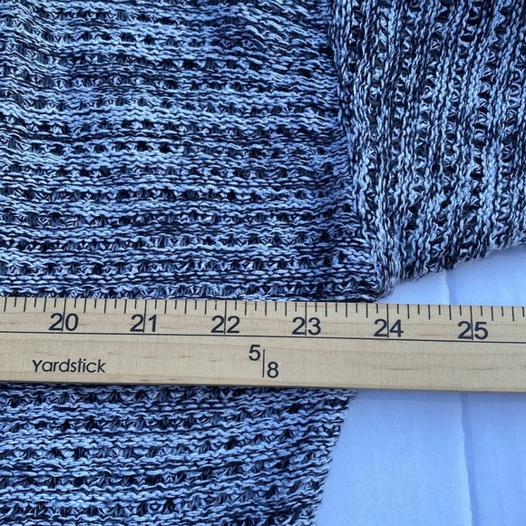 Lane Bryant Fair Isle V-Neck Sweater Gray Women's Size 18/20 - Picture 5 of 7